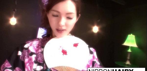  Gorgeous Asian strips off her kimono to have some fun